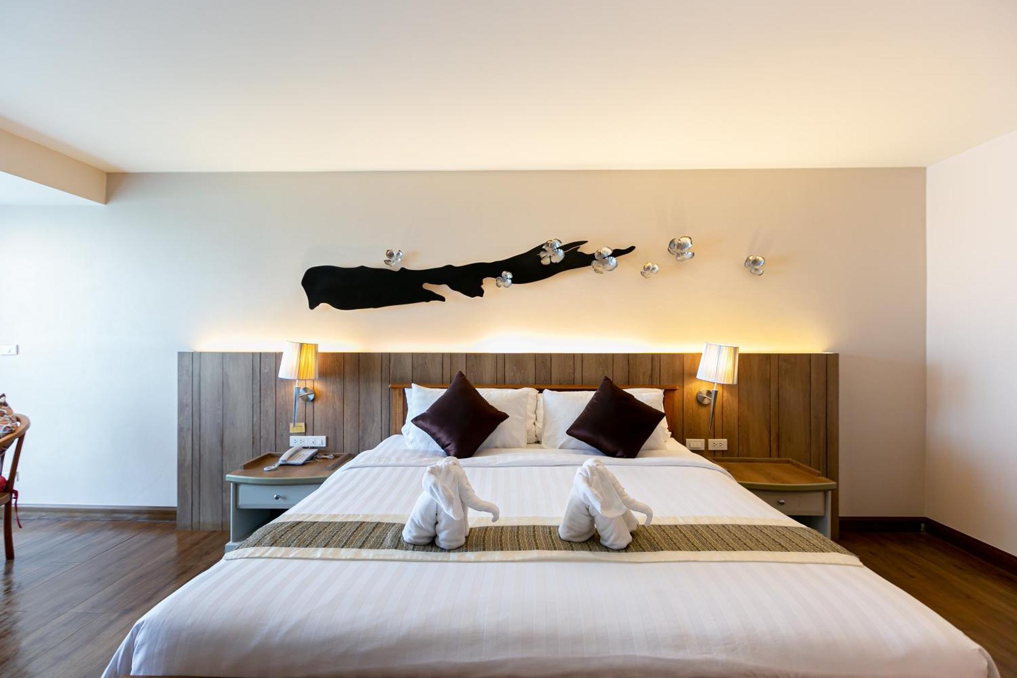 Grand Ratchapruek Hotel Пак Крет Екстериор снимка